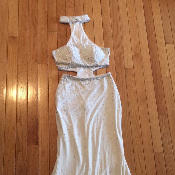 Beautiful white beaded bandeau prom dress - Picture 2 of 8
